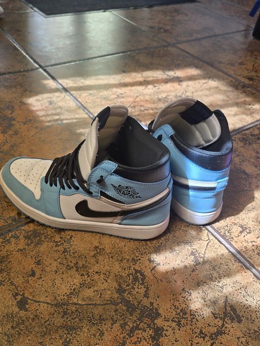 Jordan 1 baby blue