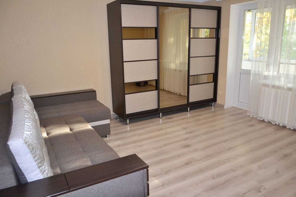 Дава се под наем Двустаен апартамент в София, Иван Вазов - 62 кв.м за 480 € - Снимка #1