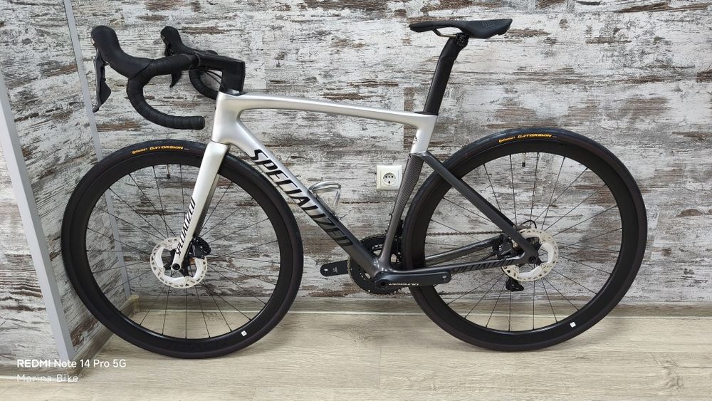 Карбонов шосеен велосипед Specialized Tarmac SL7 Ultegra Roval C38 | 54