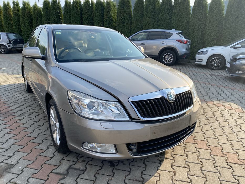 Dezmembrez Skoda Octavia 1.6 tdi CAYC