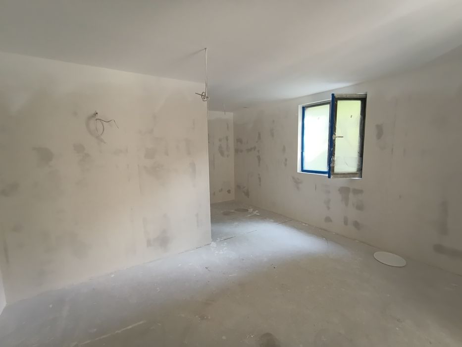 Renovări case apartamente, construcții exterior/interior