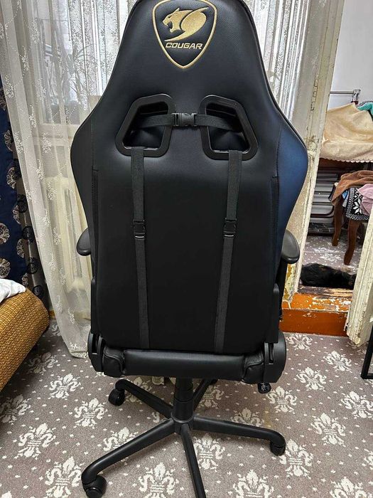 Кресло Cougar Armor Elite Black
