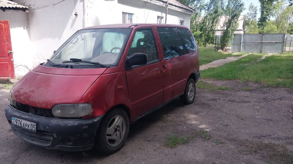 Продам Ниссан Серена