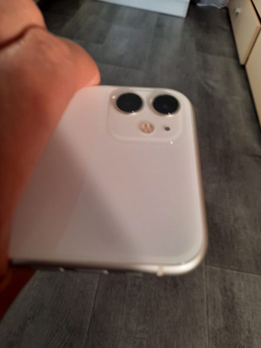 Iphone 11 64gb в хорошем сост