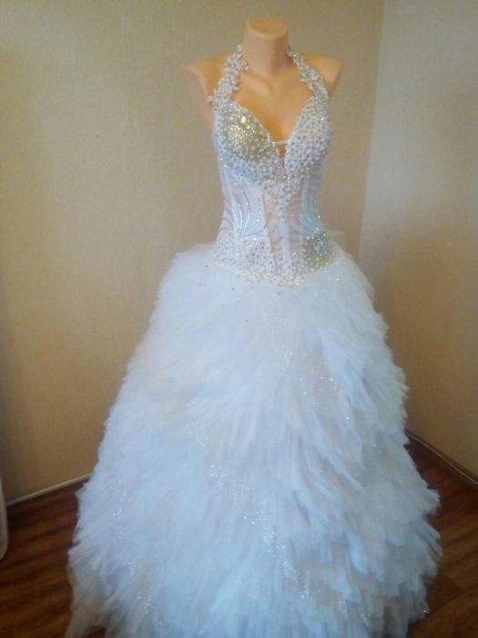 Прокат и продаже новое свадебное платье