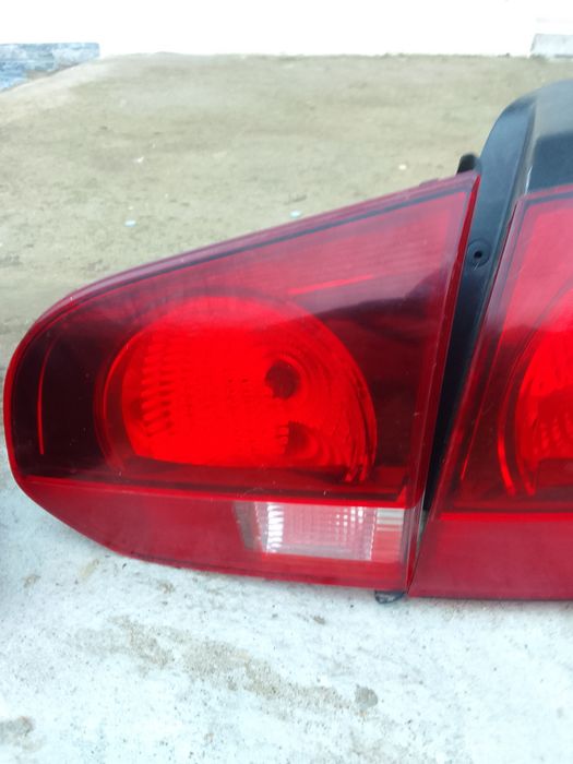 Стопове hella за  Vw Голф 6 с фабрично червени мигачи!