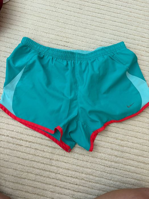Къси панталонки Nike