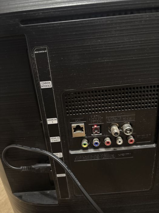 Телевизор SAMSUNG Smart TV 32inch UE32T5372 FHD LED