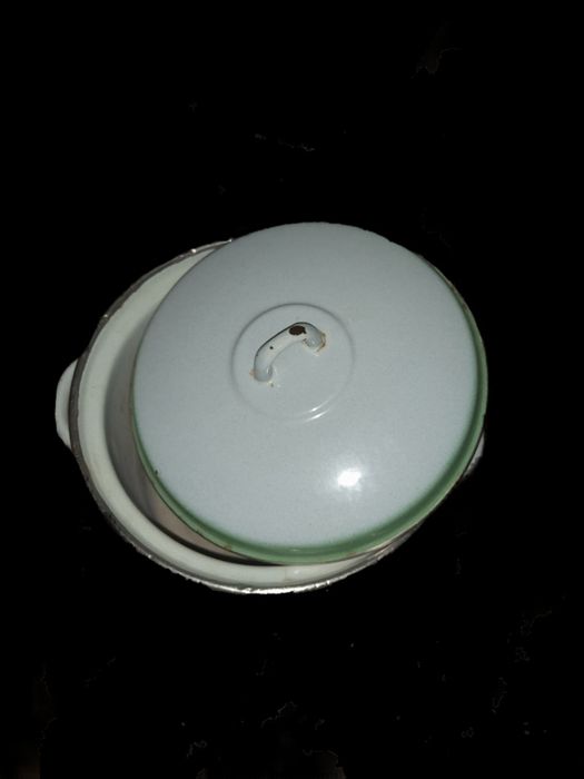 Кастрюля эмалированная