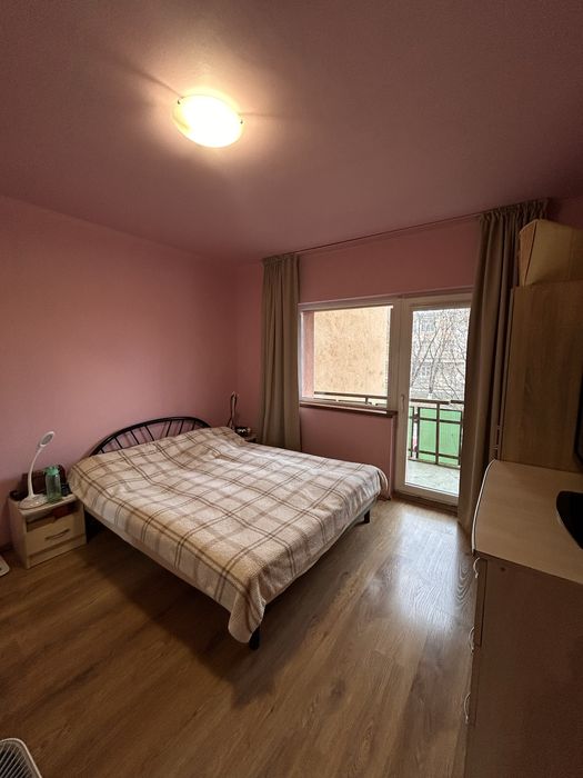Apartament cu 3 camere decomandate de vanzare
