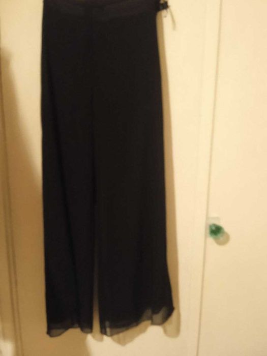 продается костюм юбка и пиджак и костюм тройка