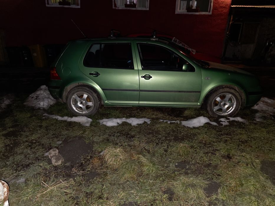 Vând/dezmembrez golf 4 ,motor 1.9 sdi .