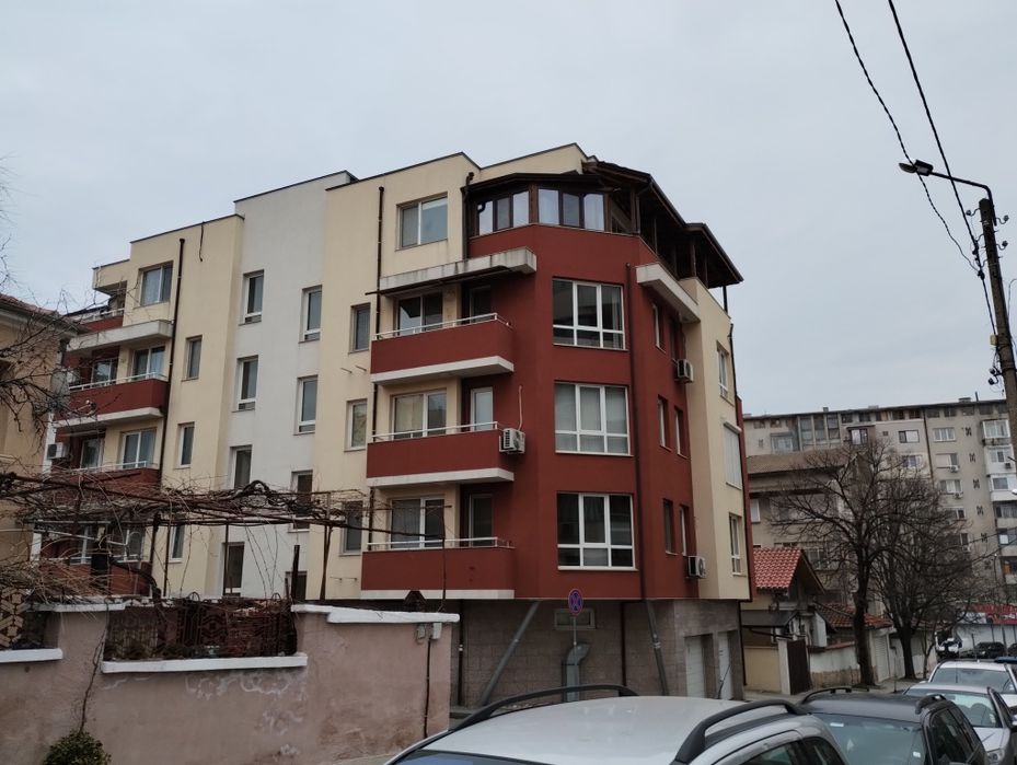 Двустаен апартамент
