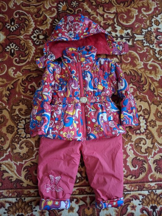 Костюм на девочку.