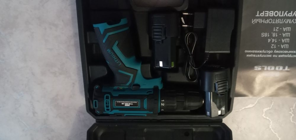 Дрель Шуруповерт аккумуляторная