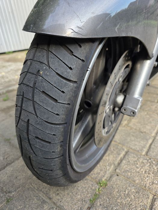 Kawasaki zzr 600