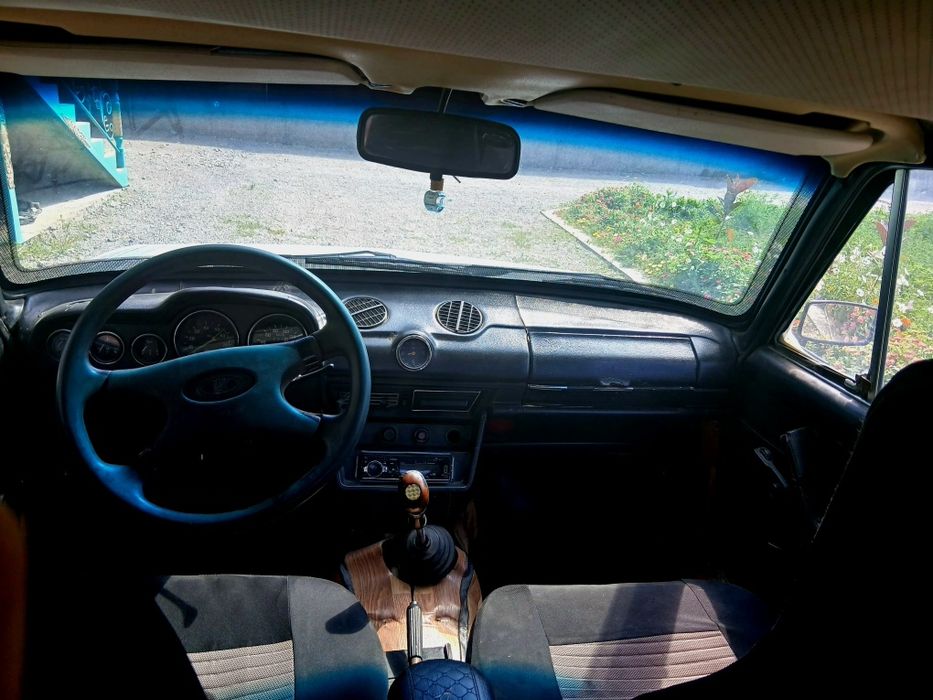 Avto    vaz 2106