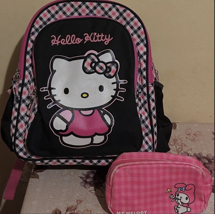 Чанти ( раници , tote bags , etc. )