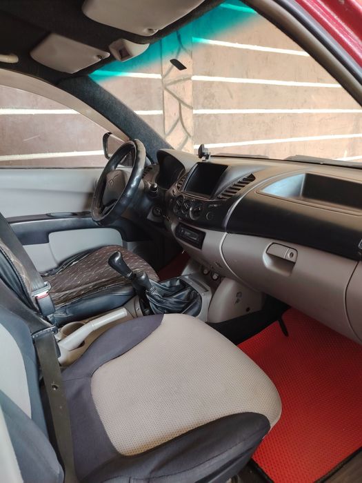 Продаётся митсубиси л200