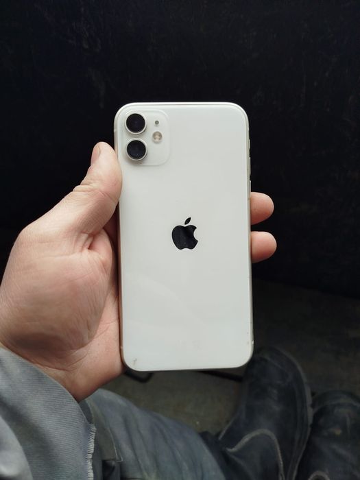 Продам  Айфон 11