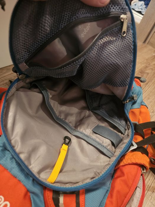 Deuter Attack 20l - раница за колело