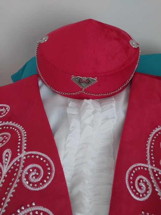 Продам национальный жилет