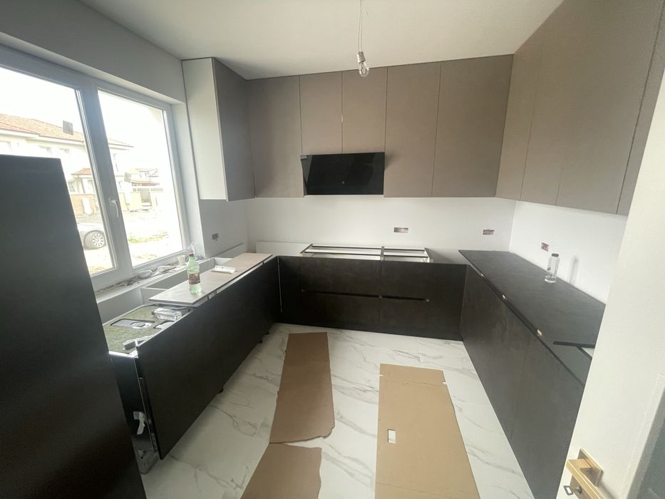 Proprietar. Duplexuri Individuale.Carport. Teren generos