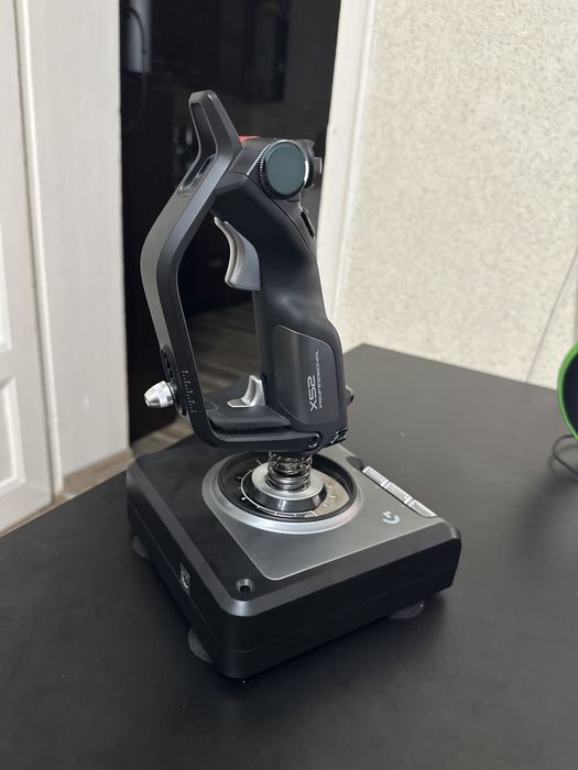 Logitech G X52 Pro Flight Control System - HOTAS + Throttle Control with LCD Display