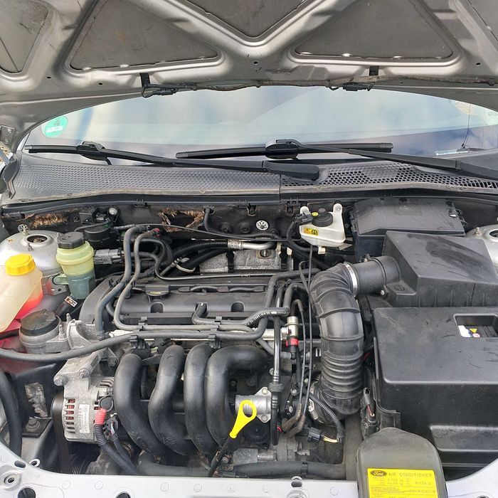 Ford Focus 1,6 benzina AC, 170... km