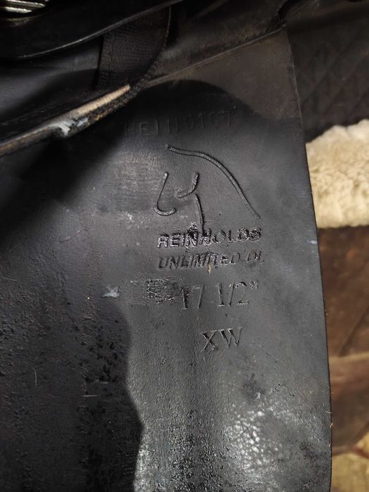 Седло за обездка