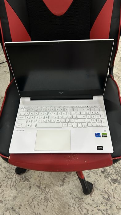 HP Victus Gaming Laptop 15 (i5 13-го поколения, RTX 2050)