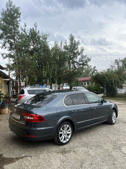 SKODA Superb 2015 — imagine 3