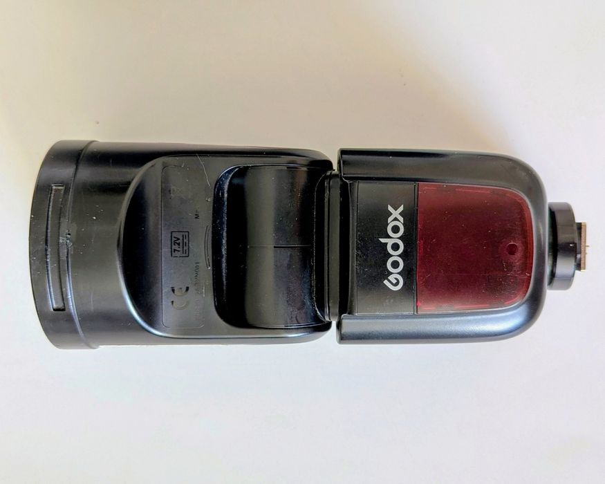 Вспышка Godox V1-N для Nikon