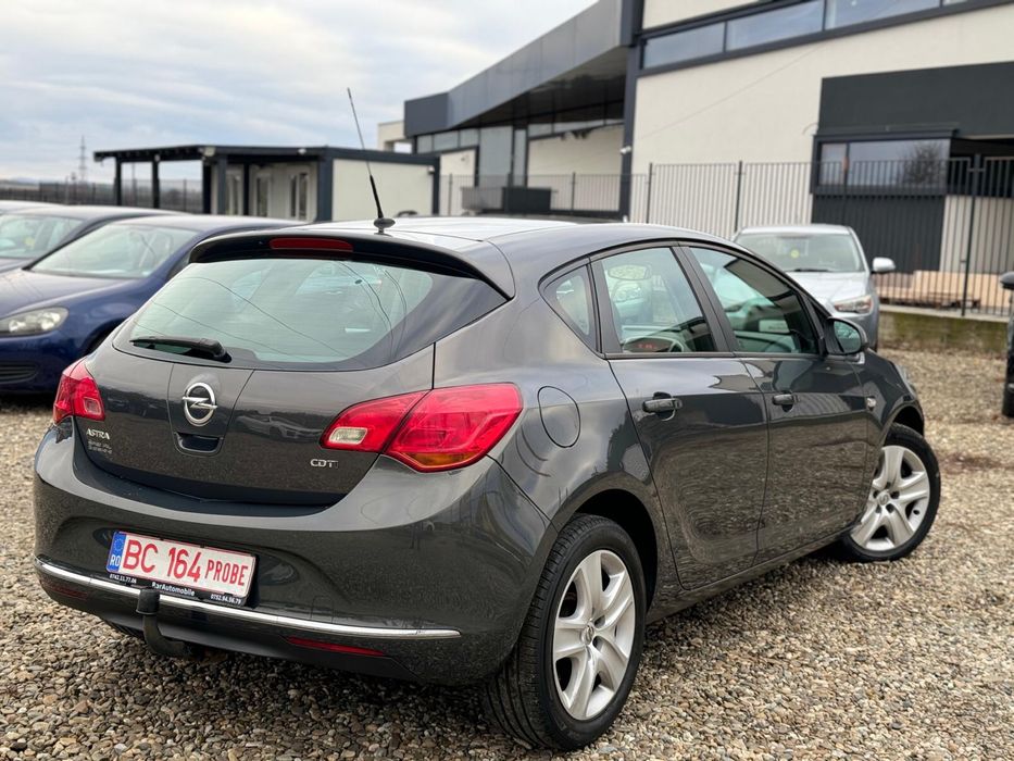 Opel Astra J 1.7CDTI 12.2012 Rate Garantie Buy-Back