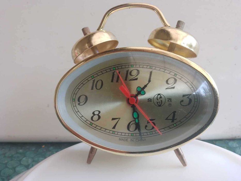 Ceas desteptatorde masa/semineu-mecanic SANHAI .