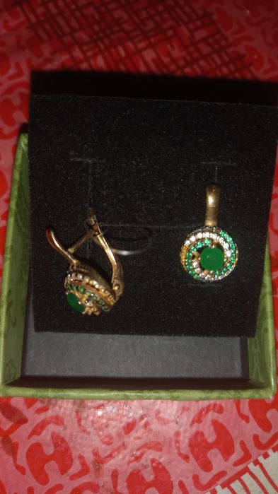 Продам серьги серебро