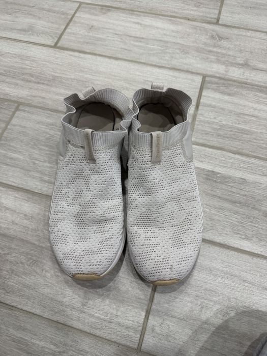 Кроссовки женские рибок