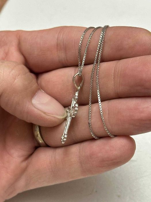 LANT + PANDANTIV AUR alb 18K - CRUCE - 16 Diamante = 0.16Ct - 6.3g !