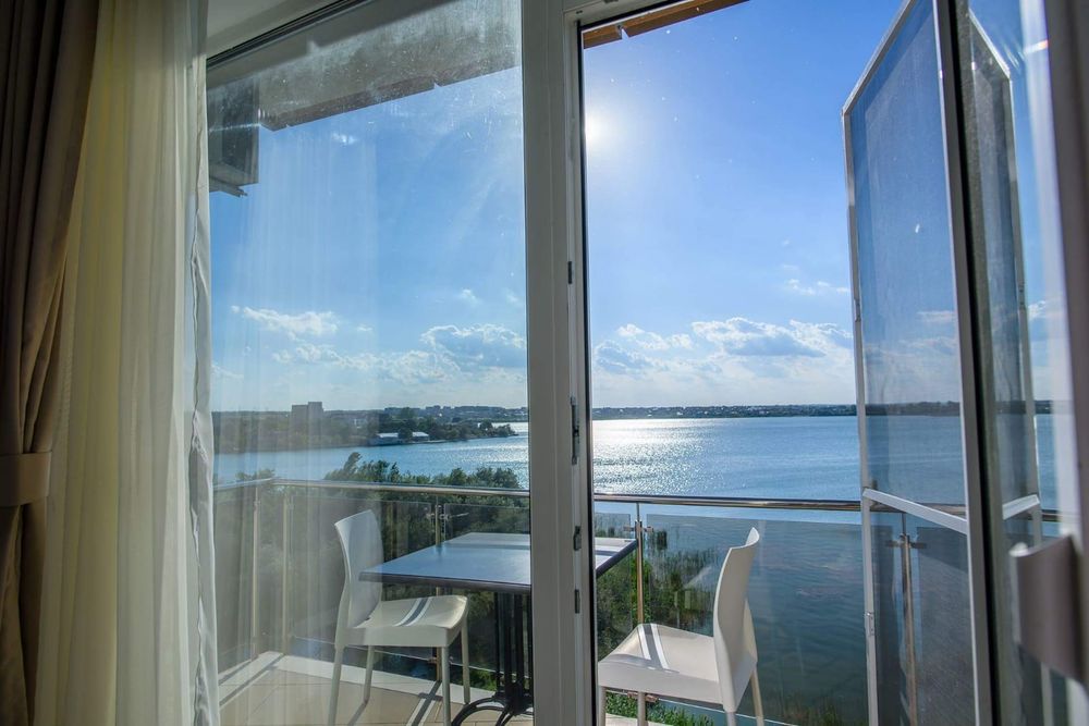 Inchiriez apartament  zona aqua magic
