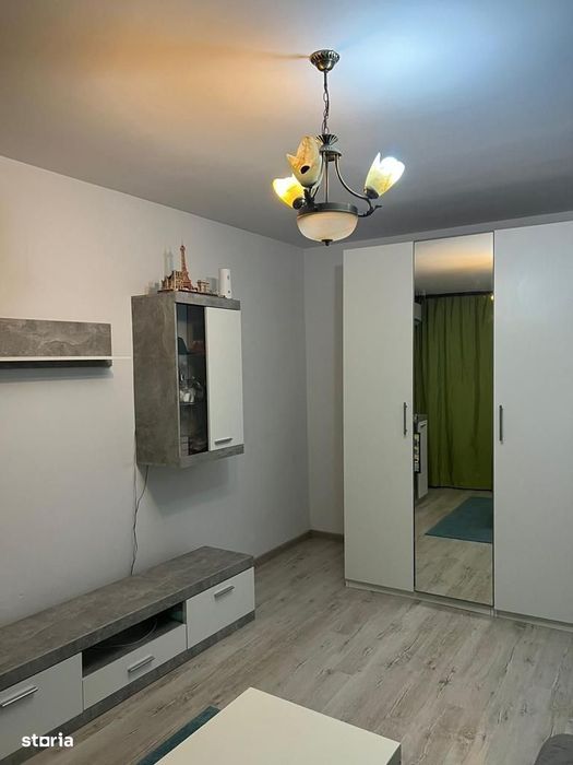 GORJULUI. Garsoniera de inchiriat