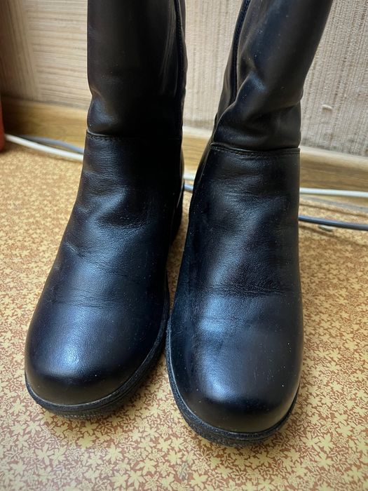 Сапоги женские продам
