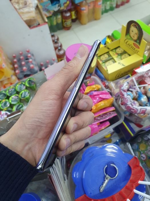 Samsung S10 5G 256Gb продам