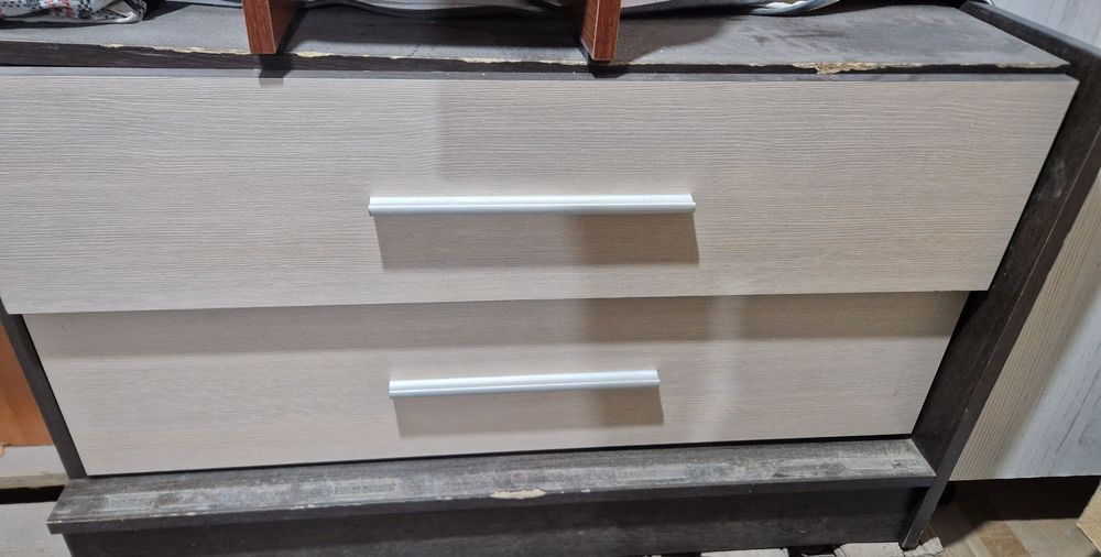 Продам прихожую.