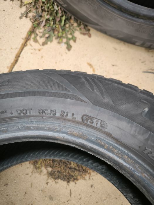 2 бр Зимни гуми 185/70/14 Laufenn Ifit +