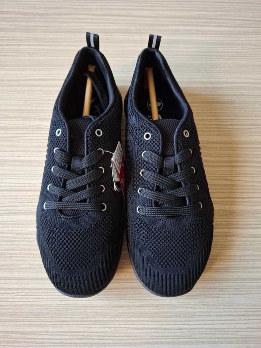 Нови дамски черни обувки Rieker