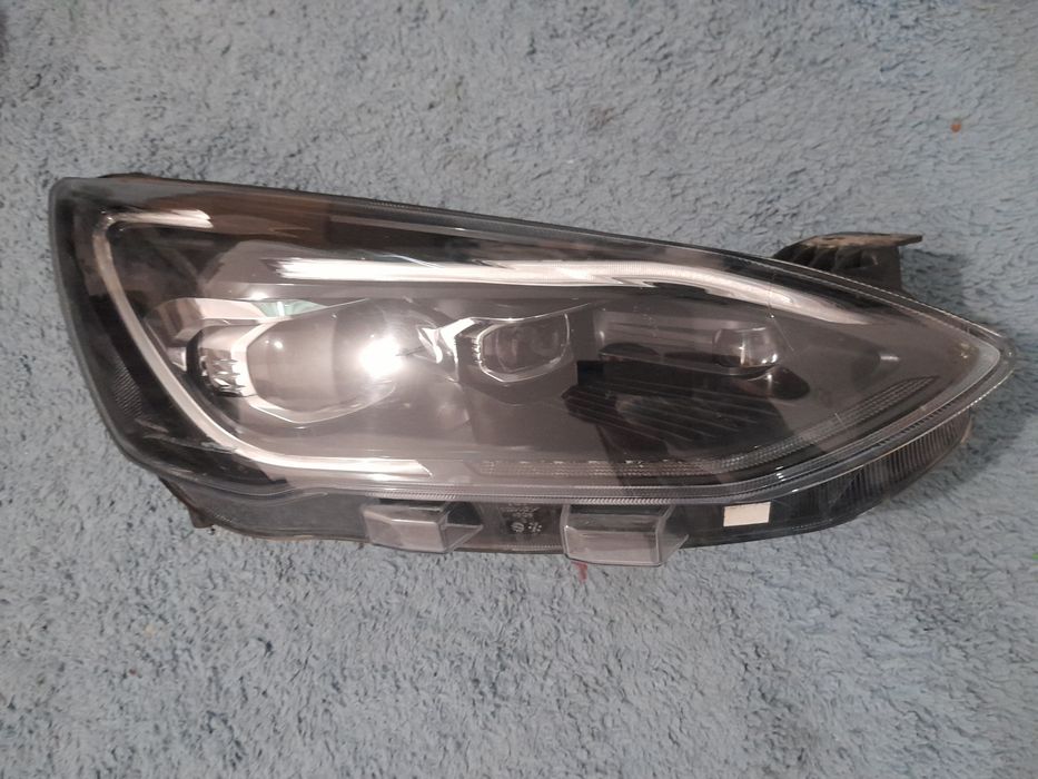Vand far dreapta Ford focus 4 full led.