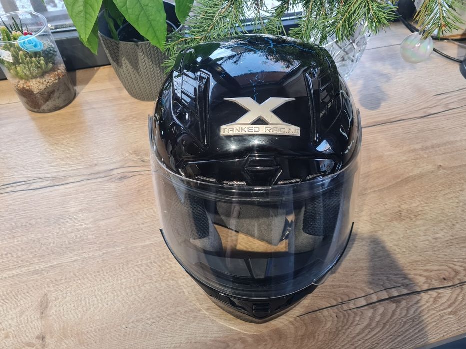 Продам шлем для мотоцикла, мопеда и тд.