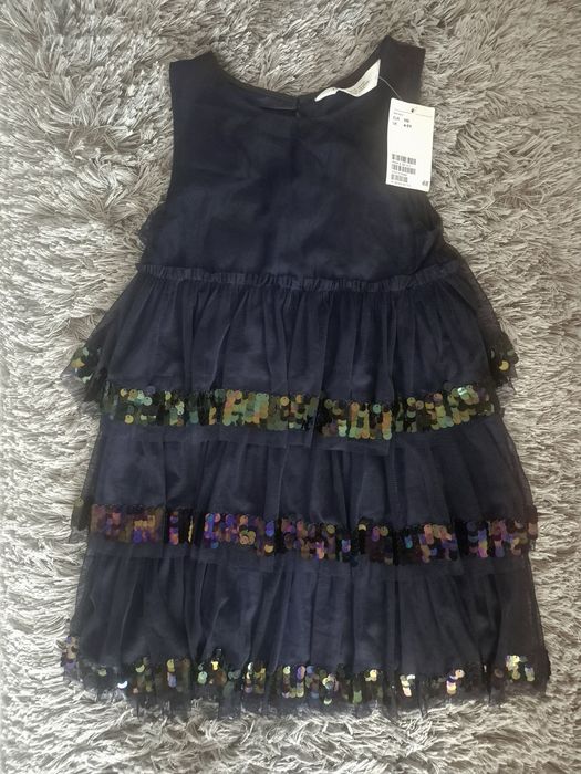 NOUA Rochita H&M paiete 110 cm varsta 4 5 ani