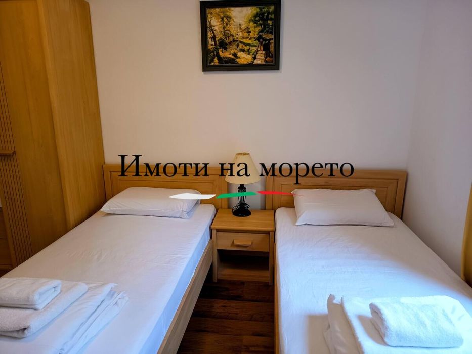 Под наем тристаен с пряк изглед море