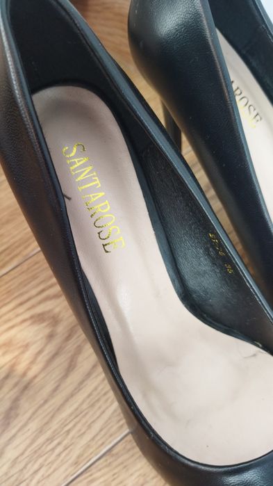 Продам вечерние туфли